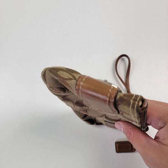 Vtg Y2K Coach Signature Monogram Wristlet Brown Tan Purse Handbag - Picture 7 of 9